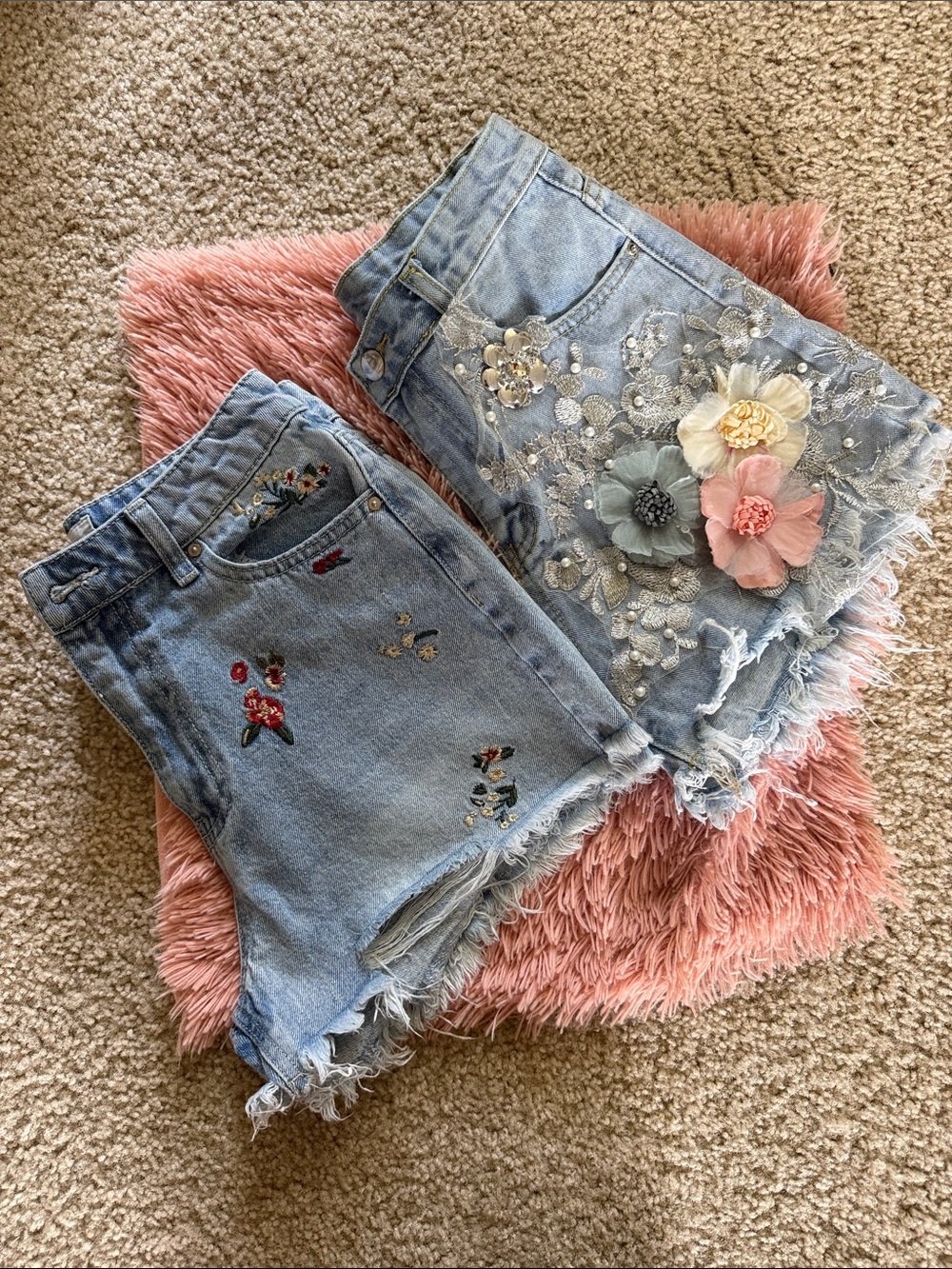 Light Wash Embellished Denim Short Set with Floral Appliqués